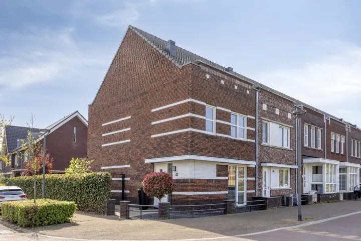 Hoekwoning te koop: Oeverlaan 43, Bornsche Maten Borne