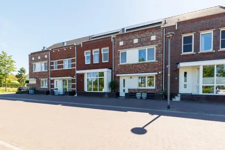 Tussenwoning te koop: Oeverlaan 7, Bornsche Maten Borne