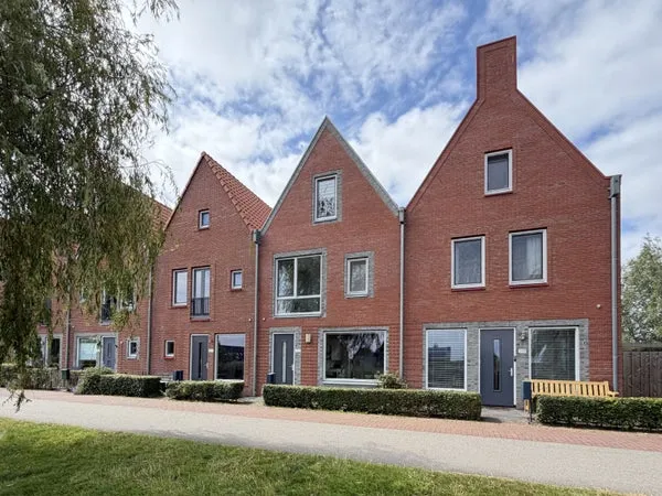 Terraced house for rent: Oeverpad 203, Meeroevers Meerstad