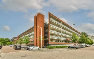 Appartement te koop: Oeverpad 242, Meer en Oever Amsterdam