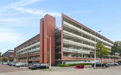 Appartement te koop: Oeverpad 275, Meer en Oever Amsterdam