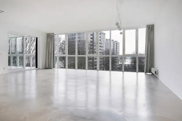 Appartement te koop: Oeverpad 575, Amsterdam