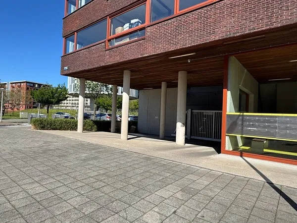 Woning te huur: Oeverpad, Amsterdam