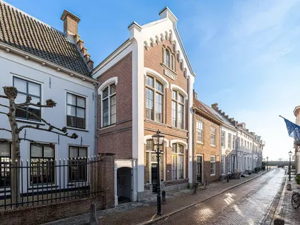 Tussenwoning te koop: Oeverstraat 21B, Binnenstad Wijk Bij Duurstede