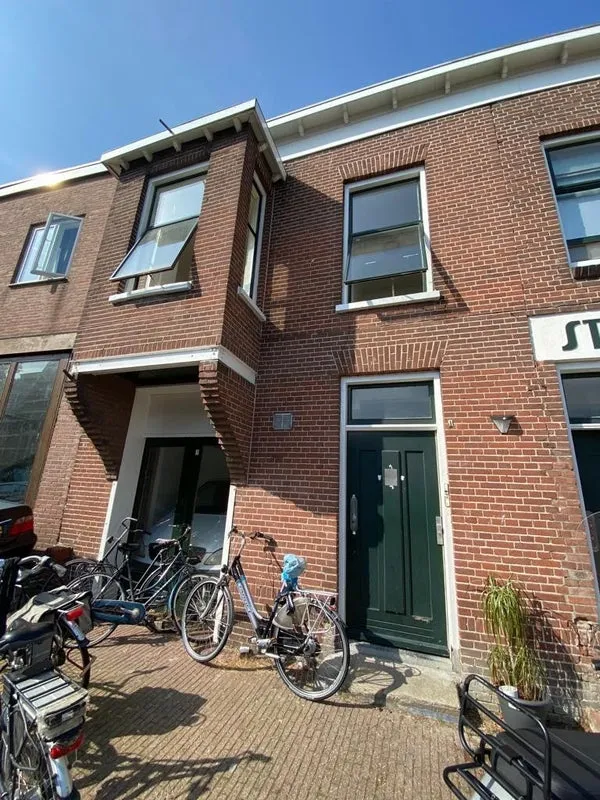Kamer te huur: Oeverstraat, Welgelegen Leeuwarden