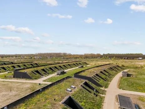 Tussenwoning te koop: Oeverwalhof 32, Oosterwold Zuid Almere