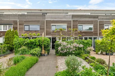Tussenwoning te koop: Oeverzegge 15, Milligen Zwolle