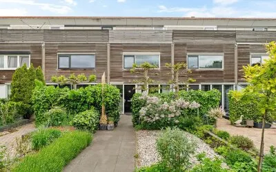 Tussenwoning te koop: Oeverzegge 15, Milligen Zwolle
