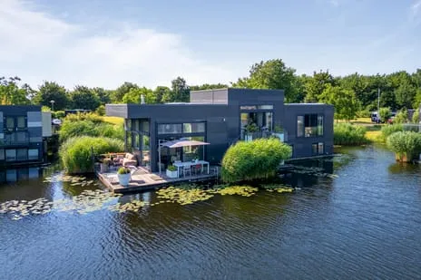 Detached house for sale: Oeverzegge 9, Flora Midden Lelystad