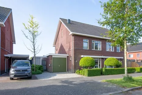 Twee-onder-één-kap te koop: Oeverzeggeweg 32, De Draai Noord Heerhugowaard