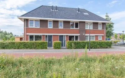 Tussenwoning te koop: Oeverzeggeweg 70, De Draai Noord Heerhugowaard