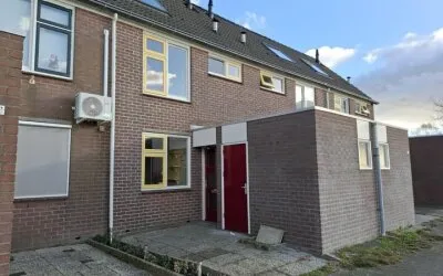 Tussenwoning te koop: Offenbachstraat 25, Vogelenzang-Zuid Spijkenisse