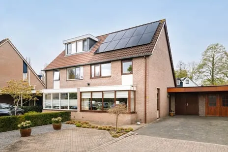 Tussenwoning te koop: Offenbachstraat 7, Twello-Zuid Twello