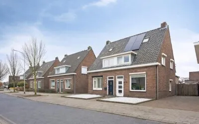 Twee-onder-één-kap te koop: Oijenseweg 33, Oorlogsheldenbuurt Oss