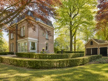 Vrijstaande woning te koop: Oirschotseweg 12, Buitengebied Moergestel Zuid-Oost Moergestel