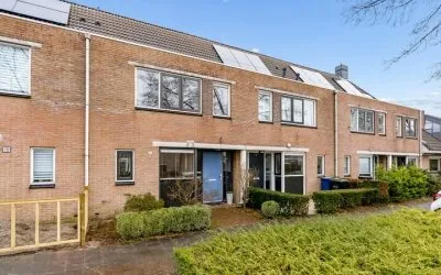 Tussenwoning te koop: Okapistraat 8, Faunabuurt Zuidoost Almere