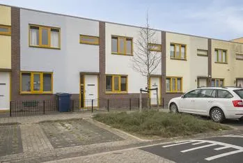 Tussenwoning te koop: Okerstraat 64, Regenboogbuurt Noord en Oost Almere