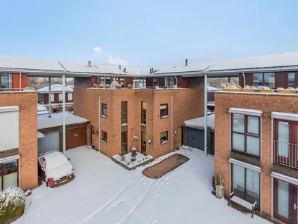 Tussenwoning te koop: Okkernoot 12, Bergen Op Zoom