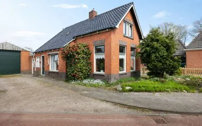 Vrijstaande woning te koop: Oldebertweg 55, Centrum Leek en omgeving Leek