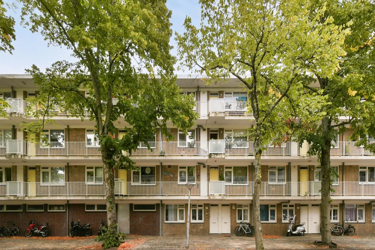 Studio te koop: Oldengaarde 177, Amsterdam