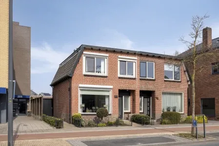 Twee-onder-één-kap te koop: Oldenzaalsestraat 207, Noord Hengelo