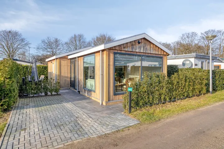 Vrijstaande woning te koop: Oldenzaalseweg 171, Verspreide huizen Reutum Reutum