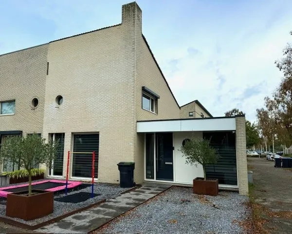 Woning te huur: Oldenzaalsingel, Dongewijk Noord Tilburg
