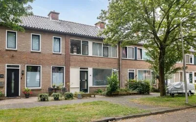 Tussenwoning te koop: Oleanderstraat 37, Zuid Hoogeveen