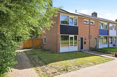 Corner house for sale: Oleanderstraat 50, Triniteit Terneuzen