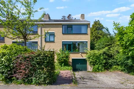 Corner house for sale: Olgaland 23, Landen 'S-Gravenhage