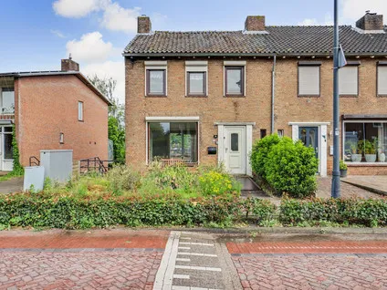 Hoekwoning te koop: Oliemolenstraat 30, Klundert Klundert