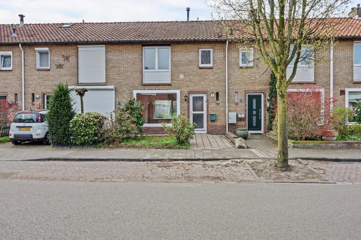 Tussenwoning te koop: Olieslagweg 75, Twekkelerveld Enschede