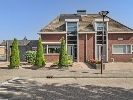 Tussenwoning te koop: Olmenstraat 3, Pagnevaart Oudenbosch