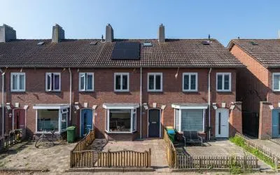 Tussenwoning te koop: Olmstraat 83, Tuinzigt Breda