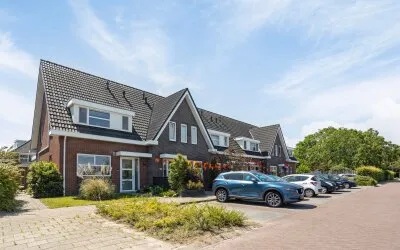 Hoekwoning te koop: Olsterkampweg 12, Stationswijk en Industrieweg Olst