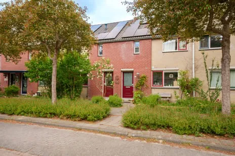 Tussenwoning te koop: Oltman Thomsenstraat 57, Almere