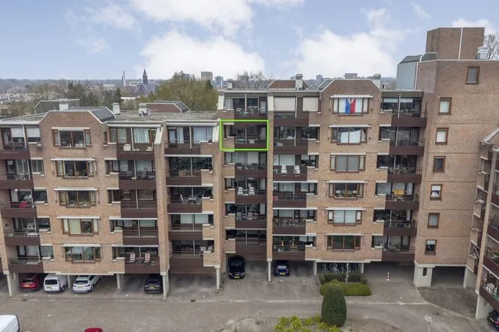 Appartement te koop: Oltmansstraat 52, Lasonder, Zeggelt Enschede