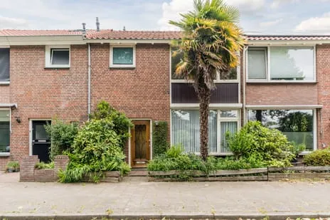 Tussenwoning te koop: Olympialaan 110, Het Ven Eindhoven