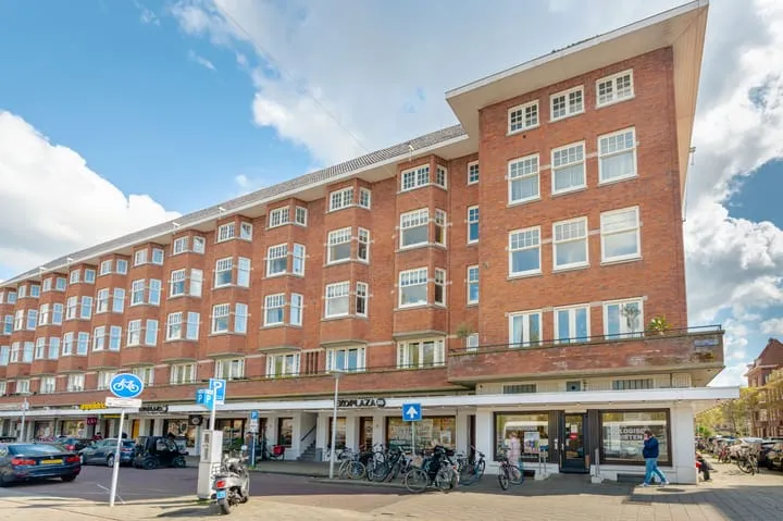 Appartement te koop: Olympiaplein 152-2, Van Tuyllbuurt Amsterdam