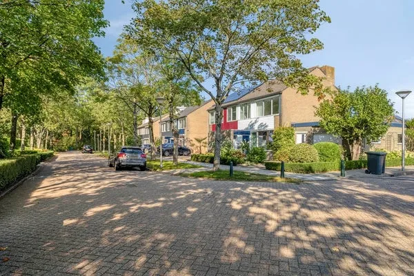 Koopwoning: Omloop 11 in Dinteloord - €415.000 - 160m²