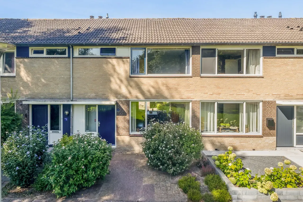 Tussenwoning te koop: Omloop 7, Stadskanaal