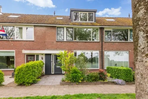 Tussenwoning te koop: Omloop West 14, IJsselveld-West Ijsselstein
