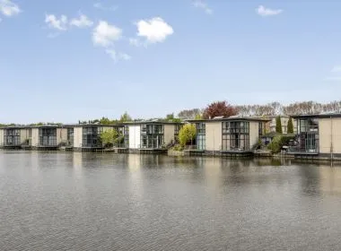 Twee-onder-één-kap te koop: Ommelandvaart 70, Oostvaardersbuurt Noord Almere
