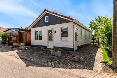 Vrijstaande woning te koop: Onderdijk 245-069, Wervershoof Onderdijk Wervershoof