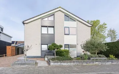 Twee-onder-één-kap te koop: Onruststraat 6, Kamperland