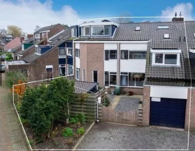 Tussenwoning te koop: Onyx 42, Heerhugowaard