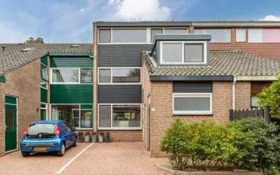 Tussenwoning te koop: Onyx 52, Edelstenenwijk Heerhugowaard