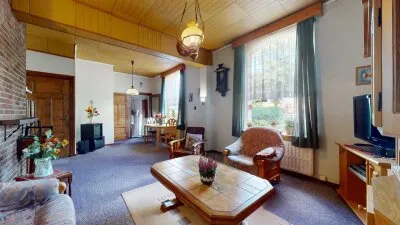 Tussenwoning te koop: Onze-Lieve-Vrouwestraat 1, Leenhof Landgraaf