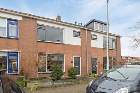Tussenwoning te koop: Ooievaarstraat 36, Kampen