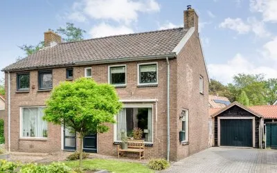Twee-onder-één-kap te koop: Oordtstraat 37, Kern Beerzerveld Beerzerveld